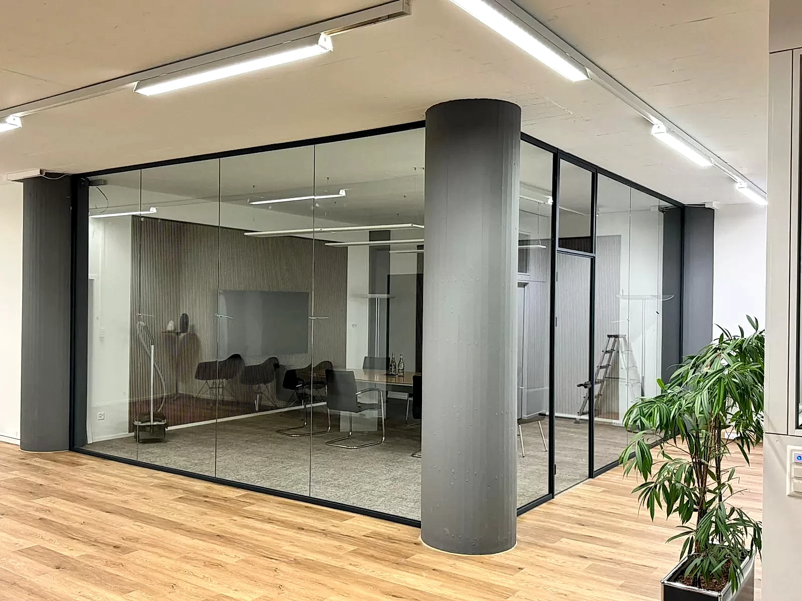 Ofis Cam Bolme Panelleri