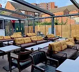 Swish Lounge / İngiltere